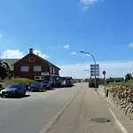 Kuestkieker Modern Retreat
