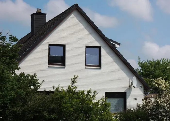 Kuestkieker Modern Retreat *